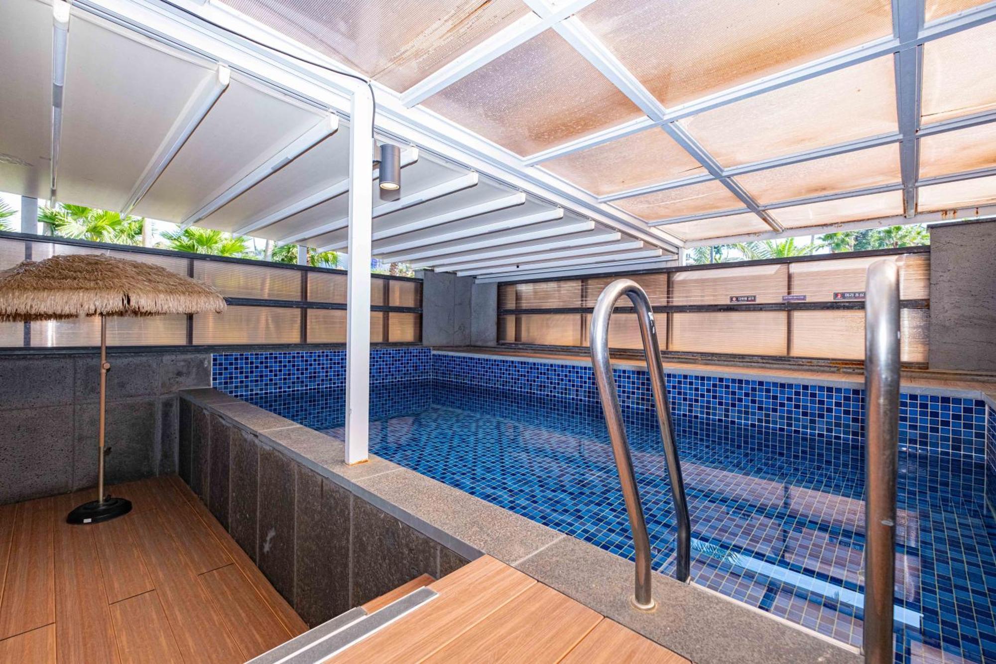 Dyne Oceano Hotel Jeju Exterior photo