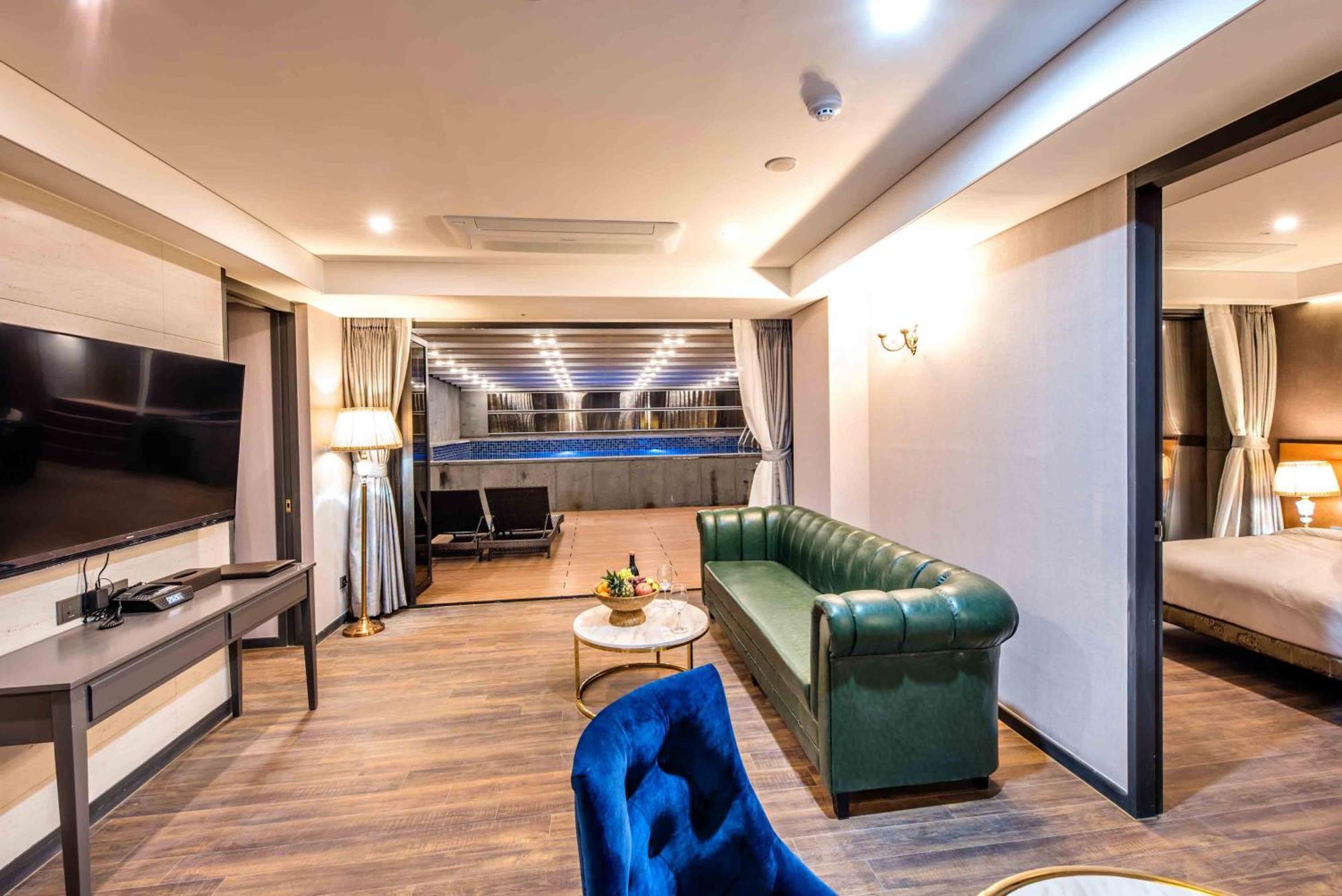 Dyne Oceano Hotel Jeju Exterior photo