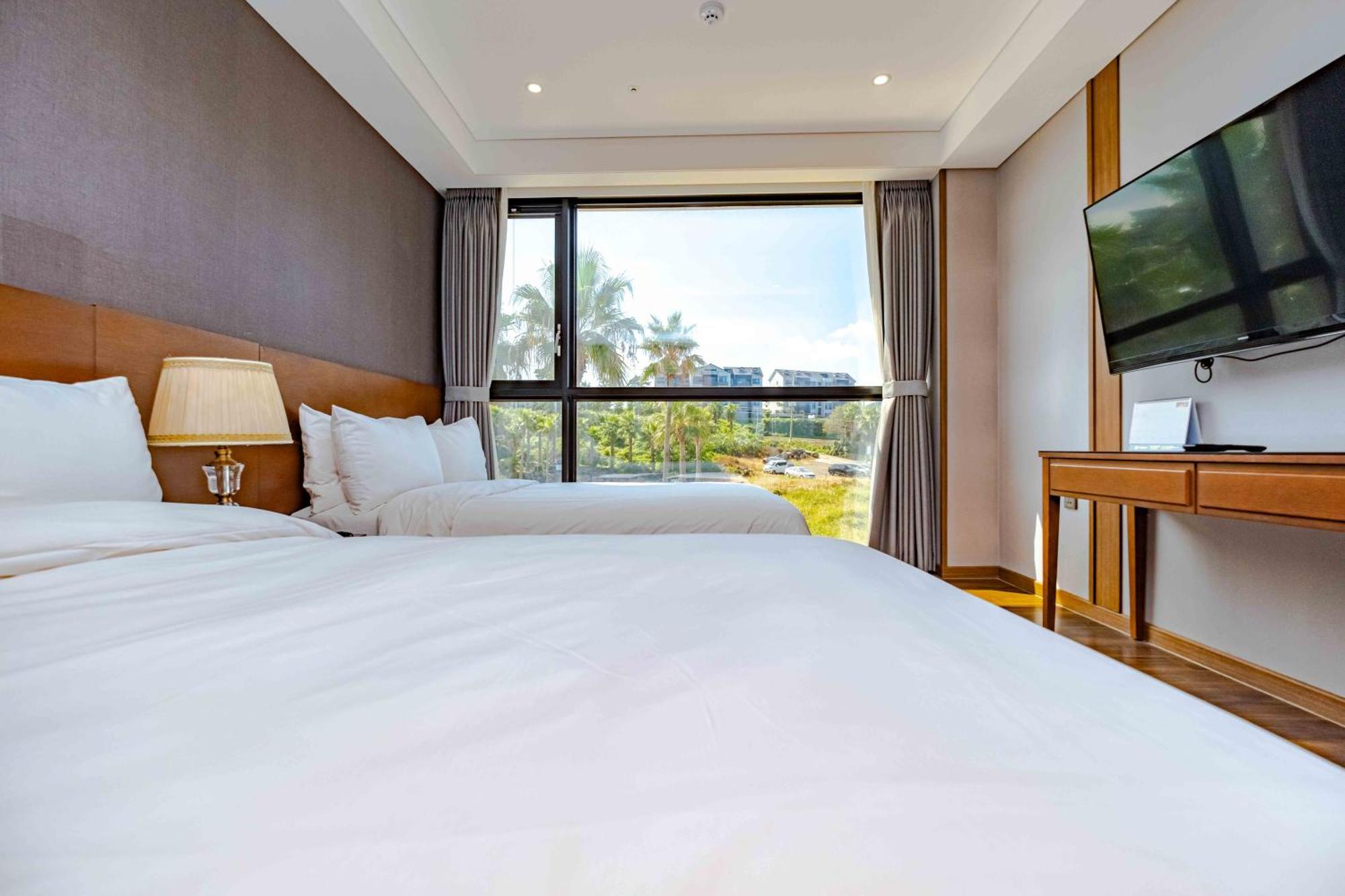 Dyne Oceano Hotel Jeju Exterior photo