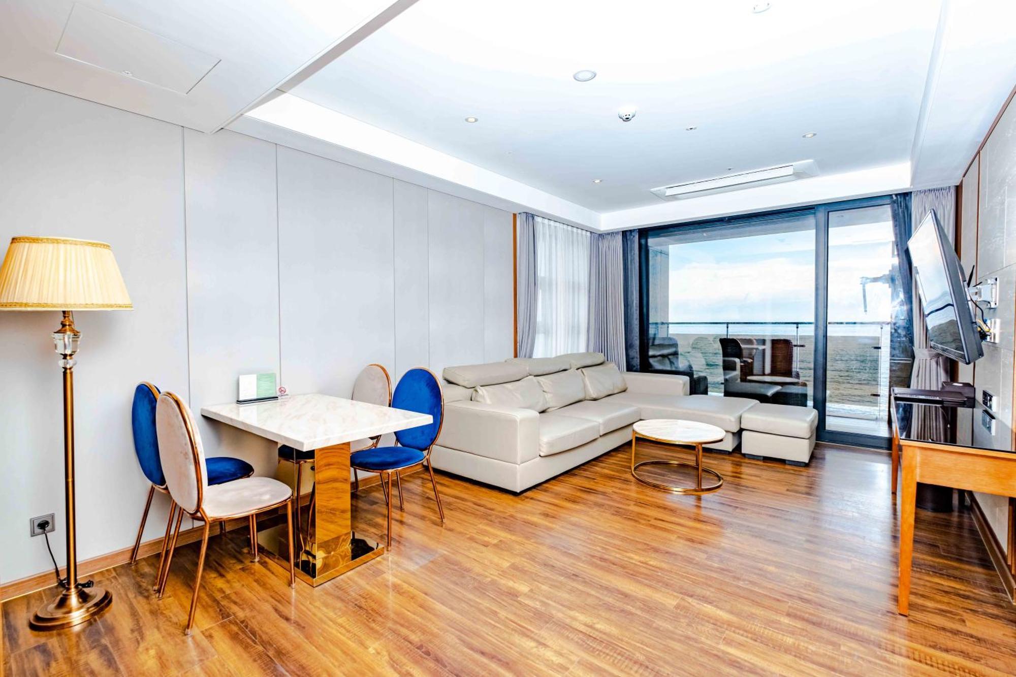 Dyne Oceano Hotel Jeju Exterior photo