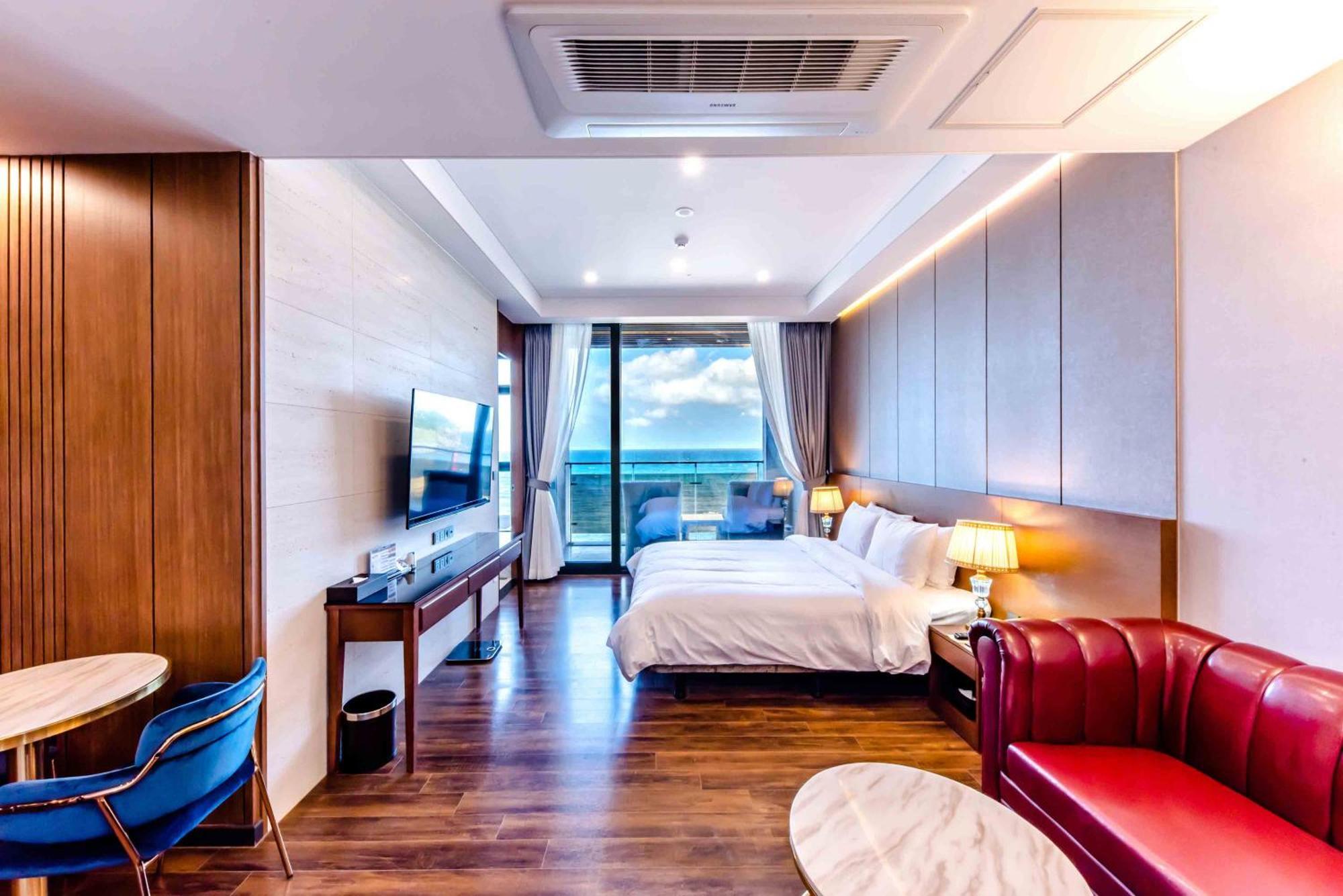Dyne Oceano Hotel Jeju Exterior photo